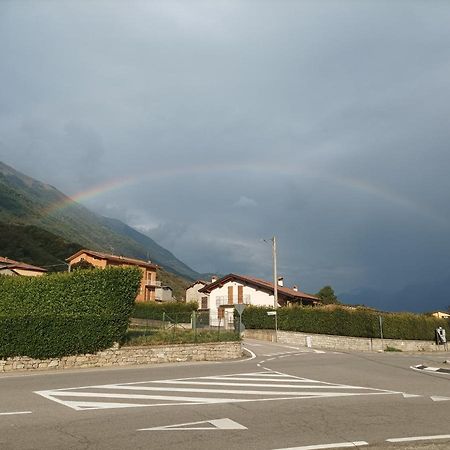 Lake And Mountains Valtellina Dubino Extérieur photo